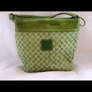🍏Liz Claiborne Green Alligator Bucket Bag.
